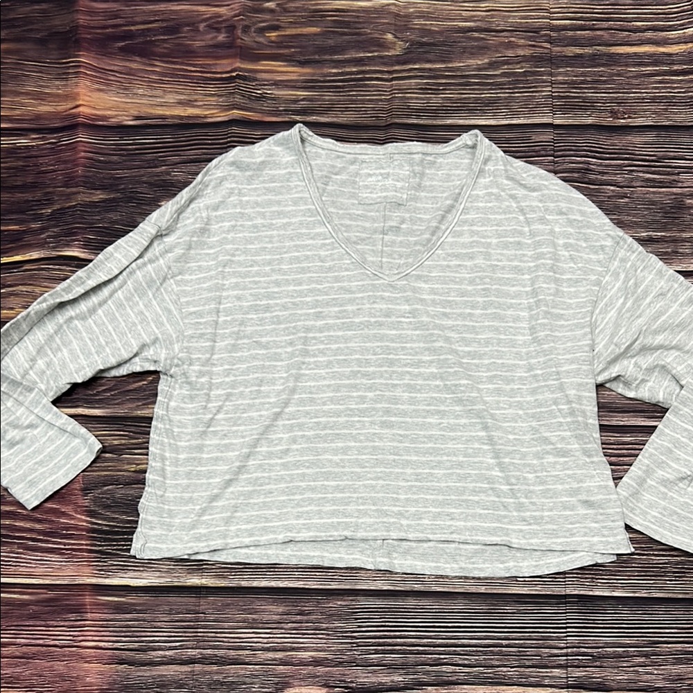 Aerie White gray striped Long Sleeve Tee